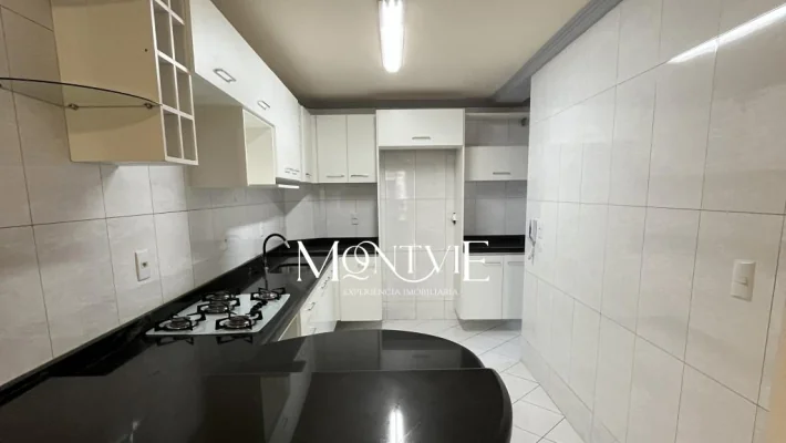 Semi mobiliado