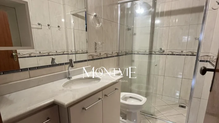 Semi mobiliado